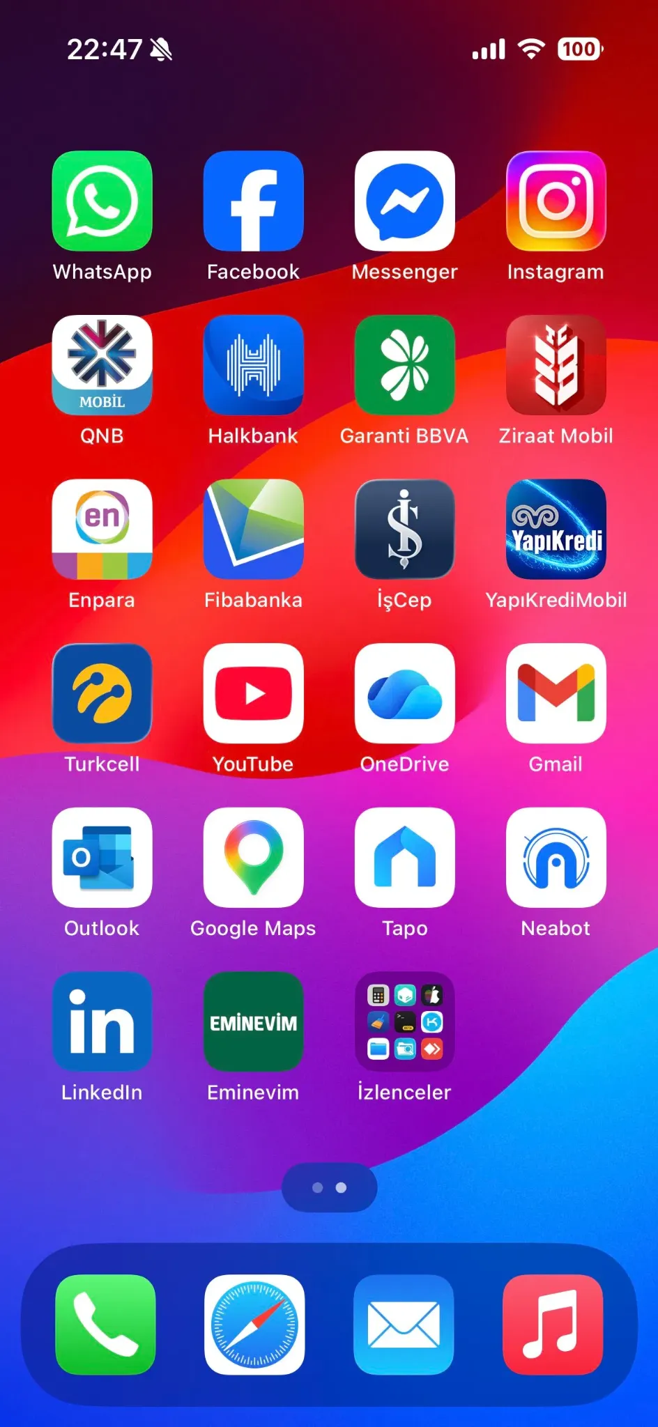 iPhone Home Screen after AppHide changes
